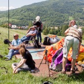 Egzamin na ŚK w Szkole Latania Alti, Jak zwykle, loża szyderców działa.