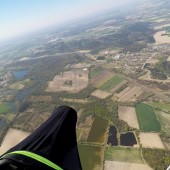 Borowa Paragliding Fly, Latanie swobodne paralotnią, start za wyciągarką.